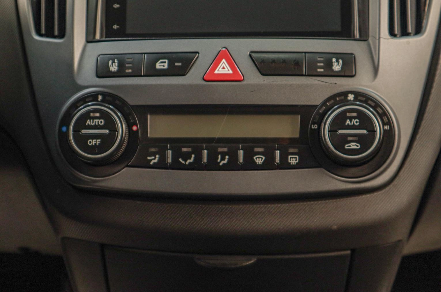 KIA cee'd 13 из 18