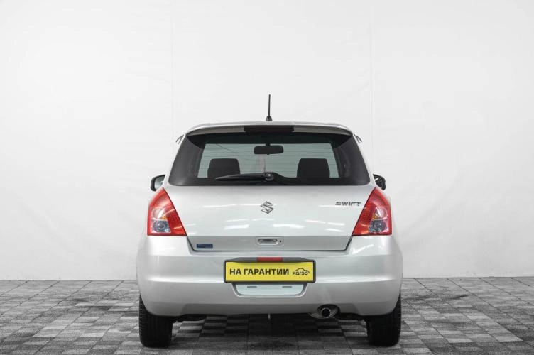 Suzuki Swift 5 из 6