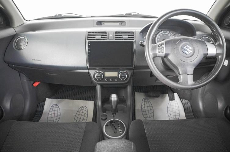 Suzuki Swift 13 из 20
