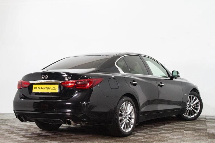 Infiniti Q50 6 из 6