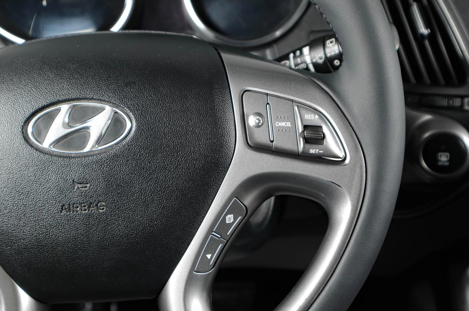 Hyundai ix35 15 из 20