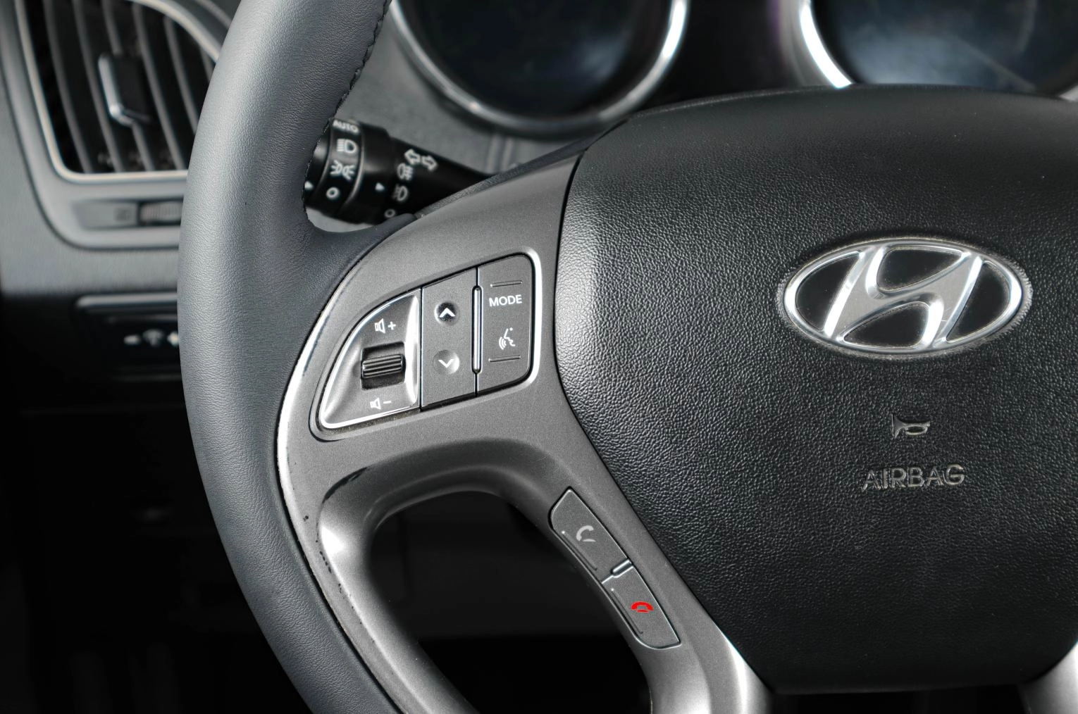 Hyundai ix35 14 из 20