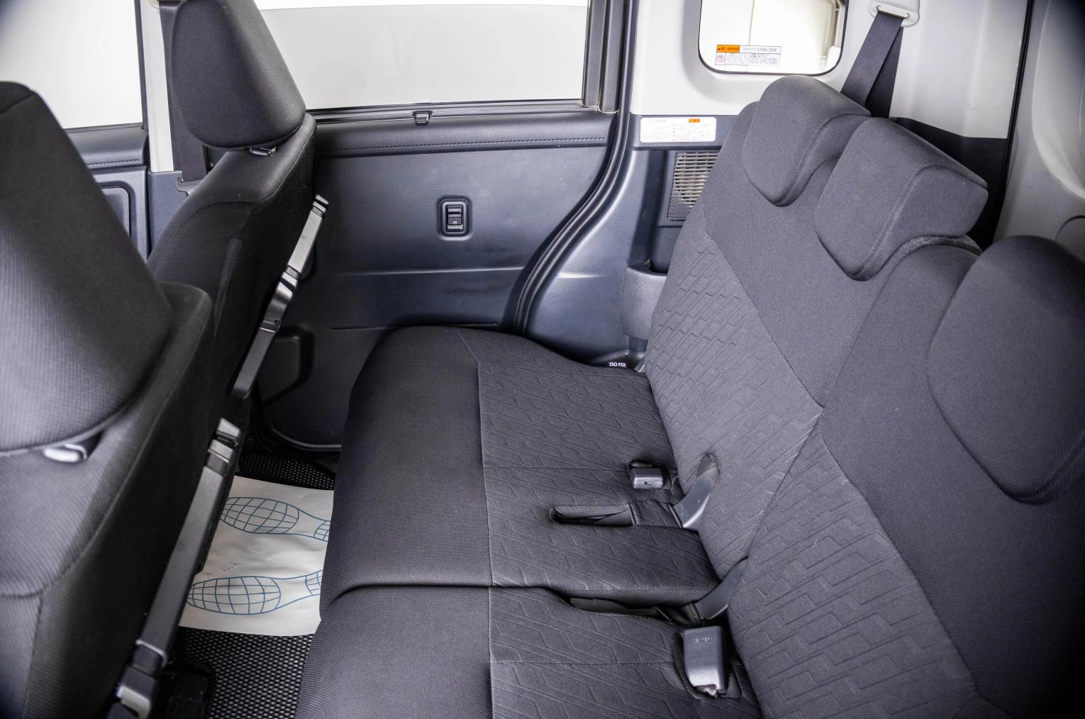 Toyota Roomy 10 из 22