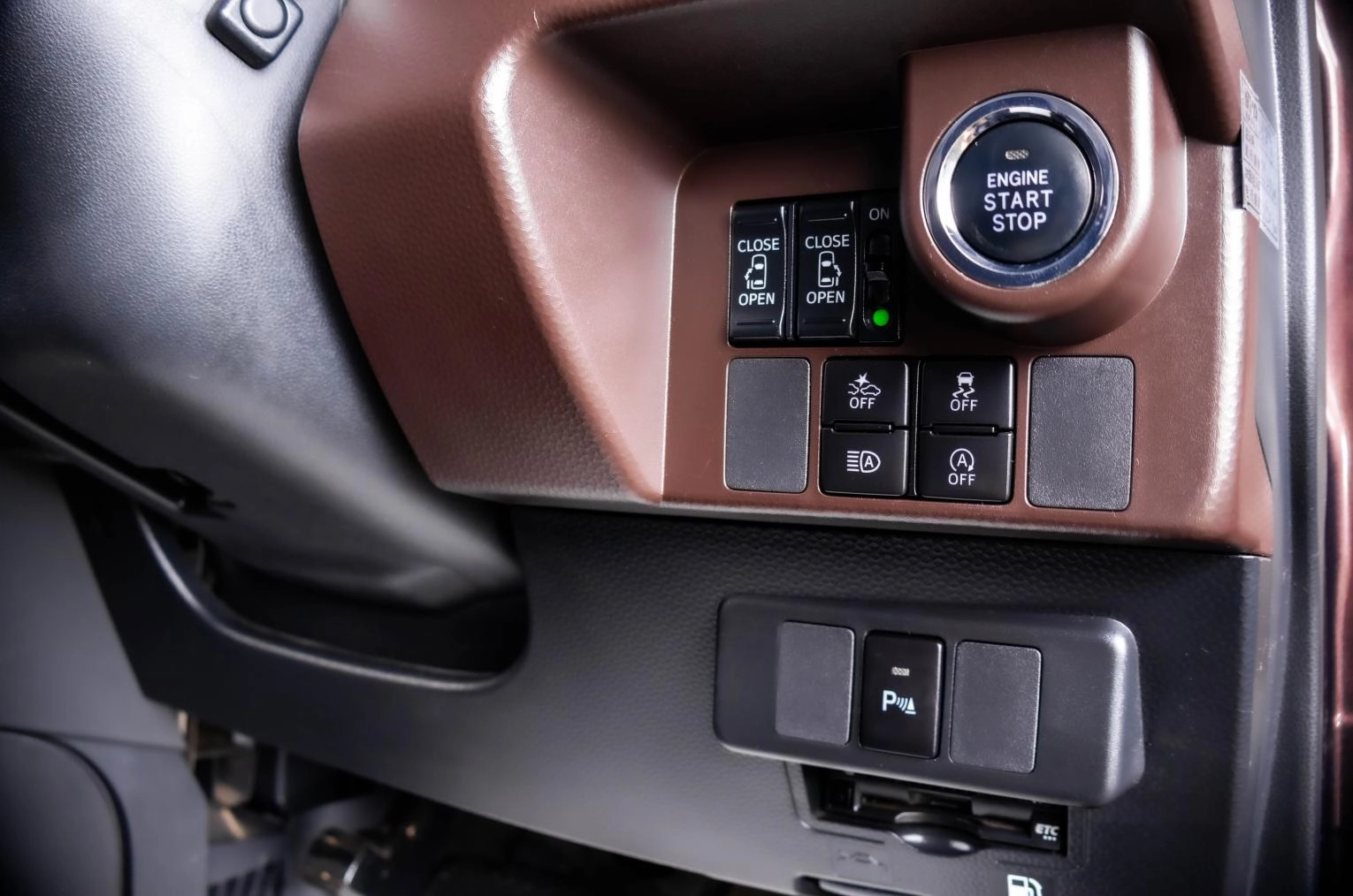 Toyota Roomy 21 из 22
