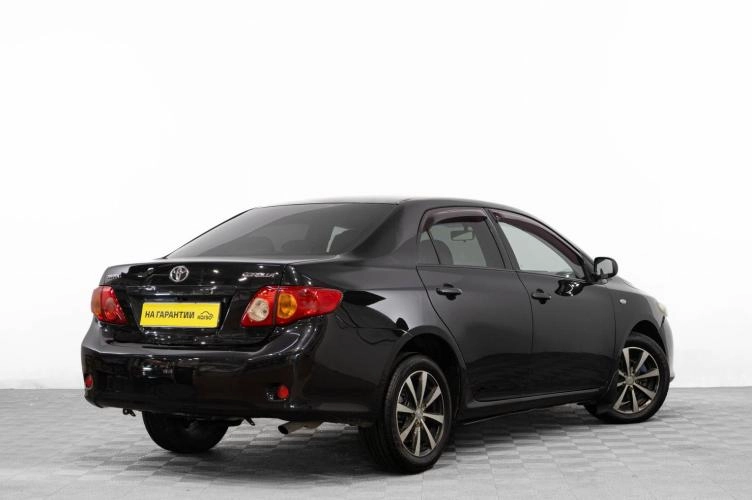 Toyota Corolla 4 из 6