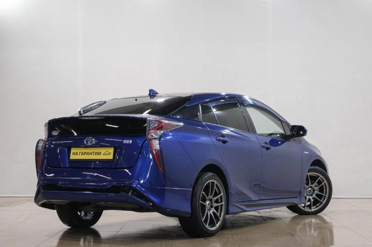 Toyota Prius 6 из 6