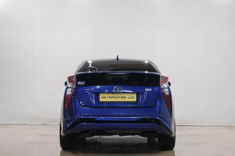 Toyota Prius 5 из 6