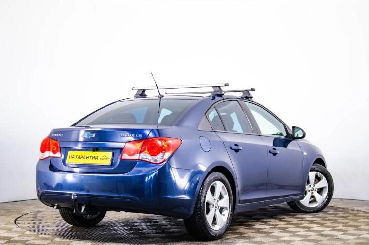 Chevrolet Cruze 4 из 6