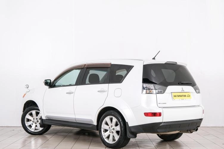 Mitsubishi Outlander 4 из 6