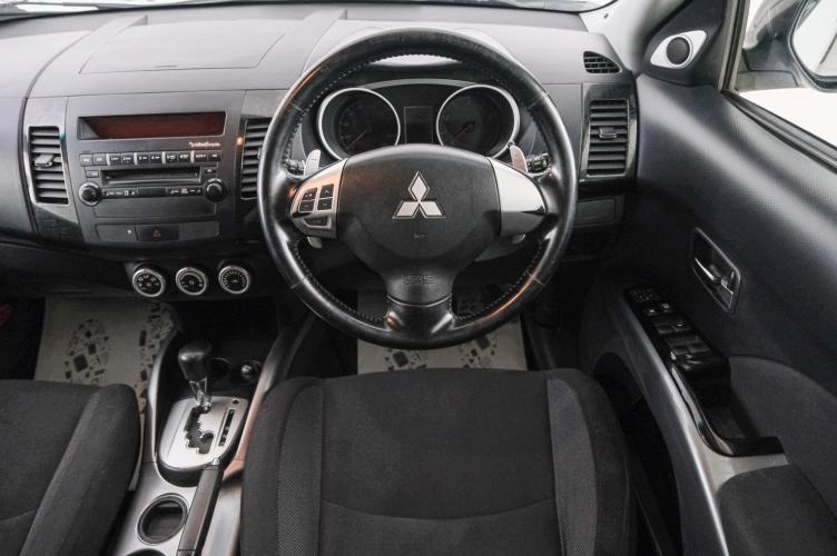 Mitsubishi Outlander 14 из 21