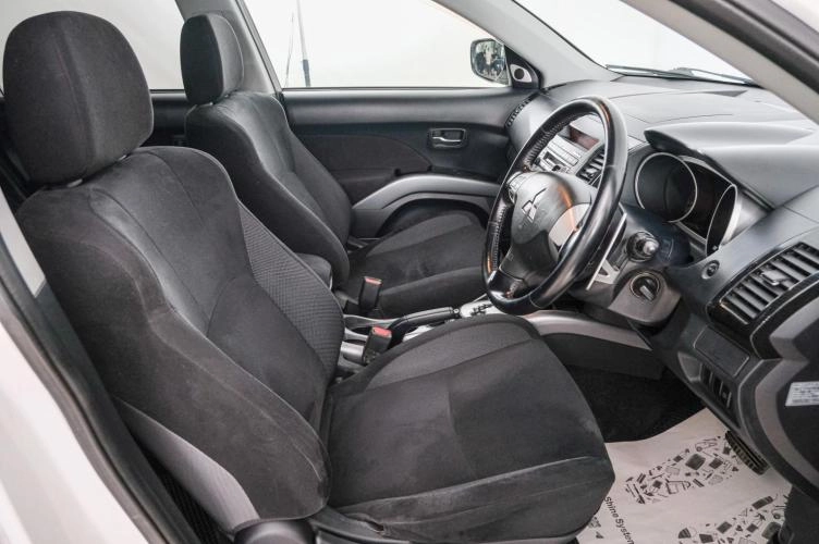 Mitsubishi Outlander 7 из 21