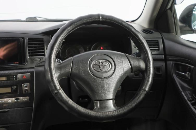 Toyota Corolla Fielder 11 из 16