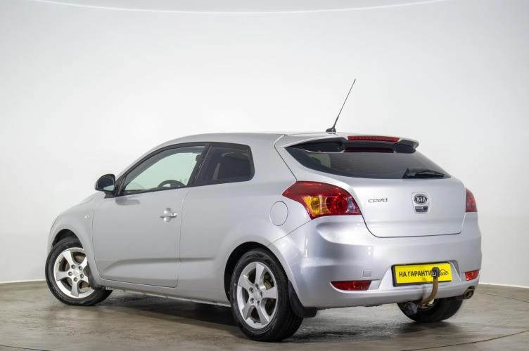 KIA cee'd 6 из 6