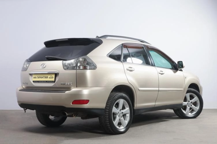 Lexus RX 6 из 6