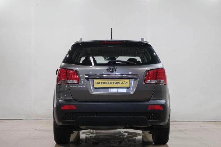 KIA Sorento 5 из 6