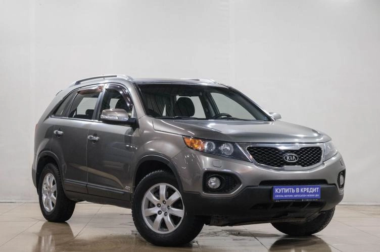 KIA Sorento 1 из 6