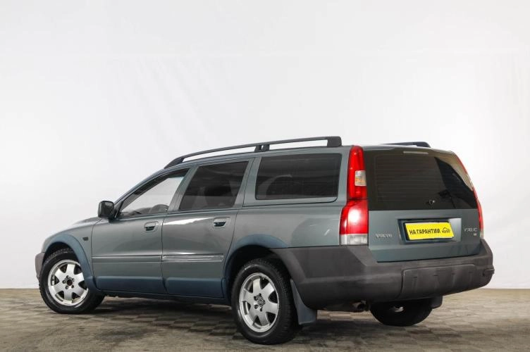 Volvo XC70 4 из 6