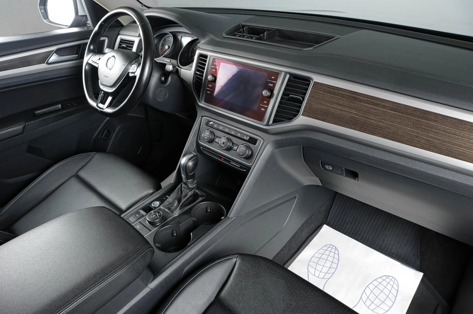 Volkswagen Teramont 10 из 19