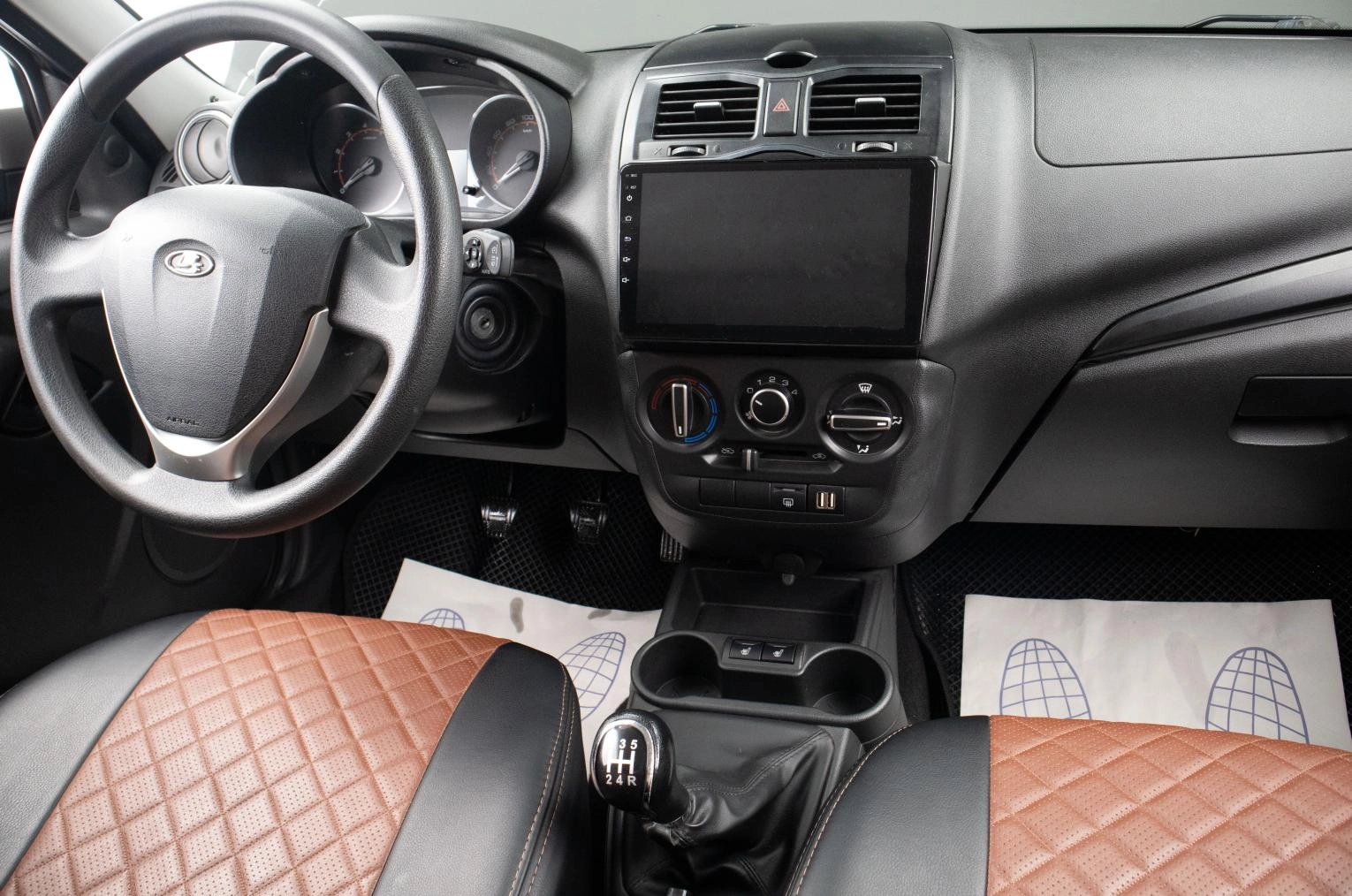 ВАЗ (LADA) Granta 8 из 16