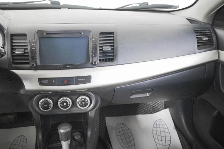 Mitsubishi Lancer 13 из 20