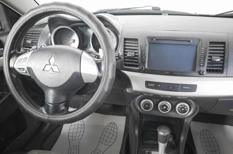 Mitsubishi Lancer 11 из 20