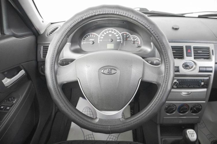 ВАЗ (LADA) Priora 14 из 17