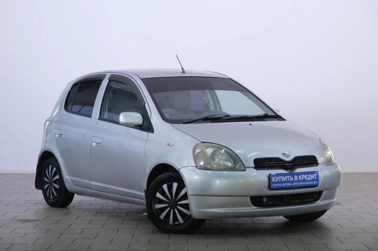 Toyota Vitz 1 из 6