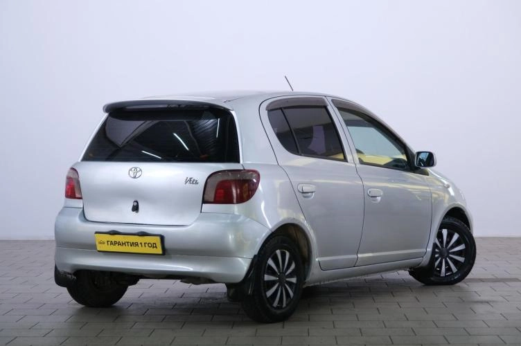 Toyota Vitz 6 из 6