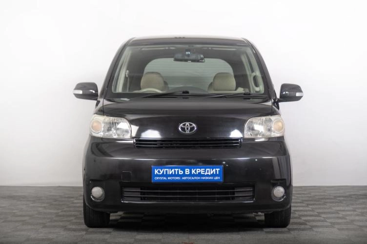 Toyota Porte 3 из 6