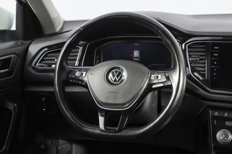 Volkswagen T-Roc 11 из 18