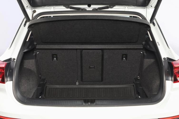Volkswagen T-Roc 18 из 18