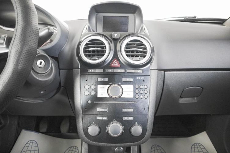 Opel Corsa 17 из 20