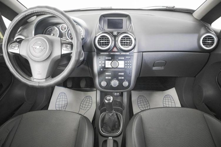 Opel Corsa 12 из 20