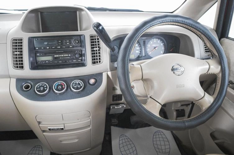 Nissan Serena 14 из 17