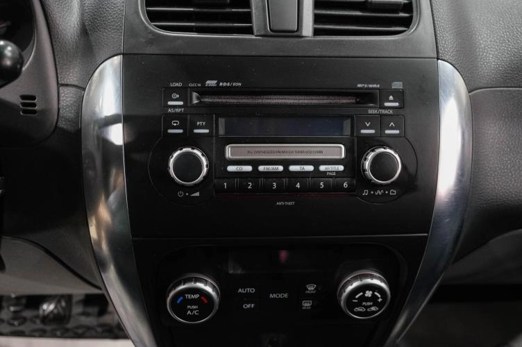 Suzuki SX4 18 из 23