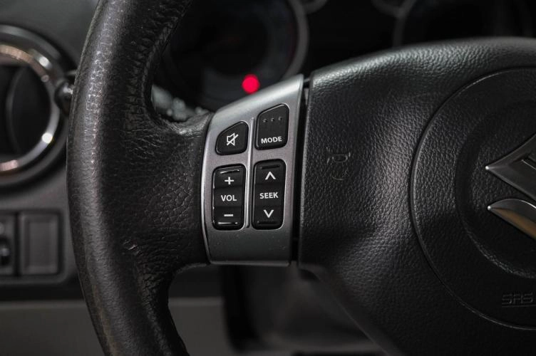 Suzuki SX4 14 из 23
