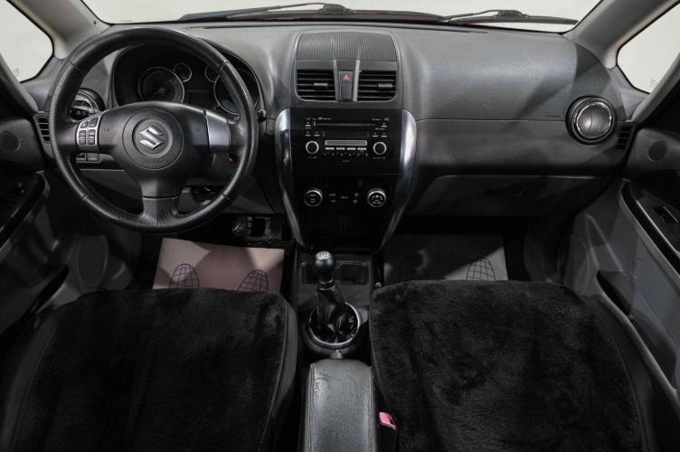 Suzuki SX4 13 из 23