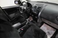 Suzuki SX4 10 из 23