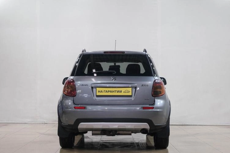 Suzuki SX4 5 из 6