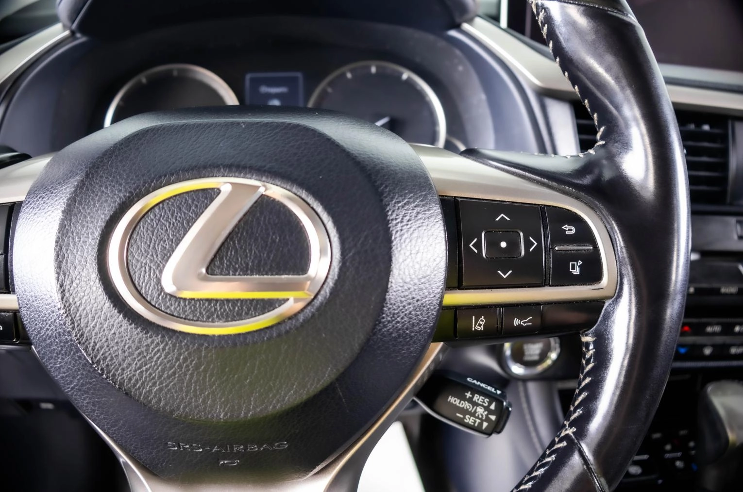 Lexus RX 18 из 28