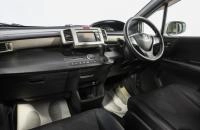 Honda Freed 9 из 16