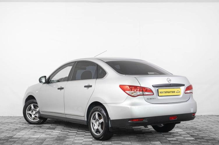 Nissan Almera 4 из 6