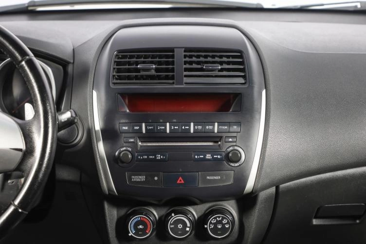Mitsubishi ASX 10 из 16