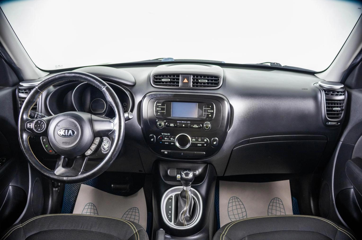 KIA Soul 12 из 20