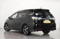 Toyota Wish 4 из 16