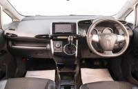Toyota Wish 9 из 16