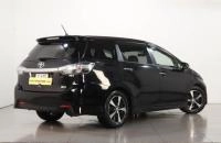 Toyota Wish 6 из 16