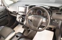 Toyota Wish 10 из 16