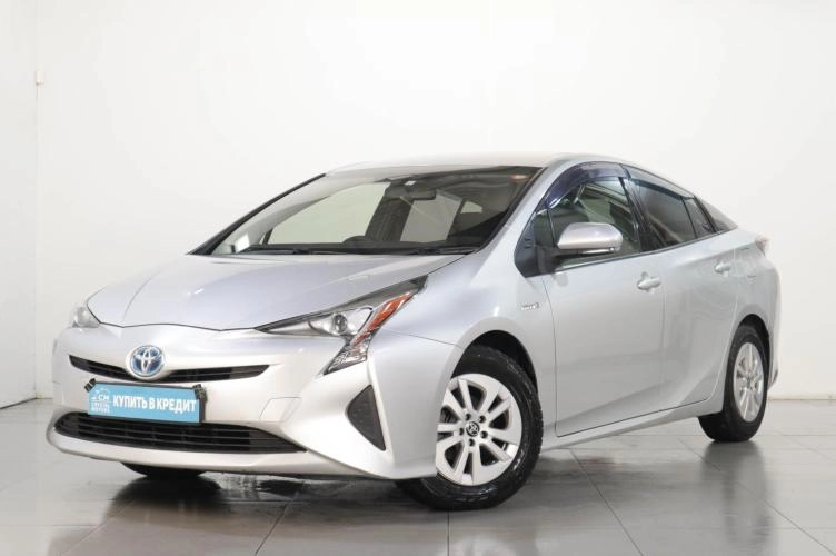 Toyota Prius 3 из 6
