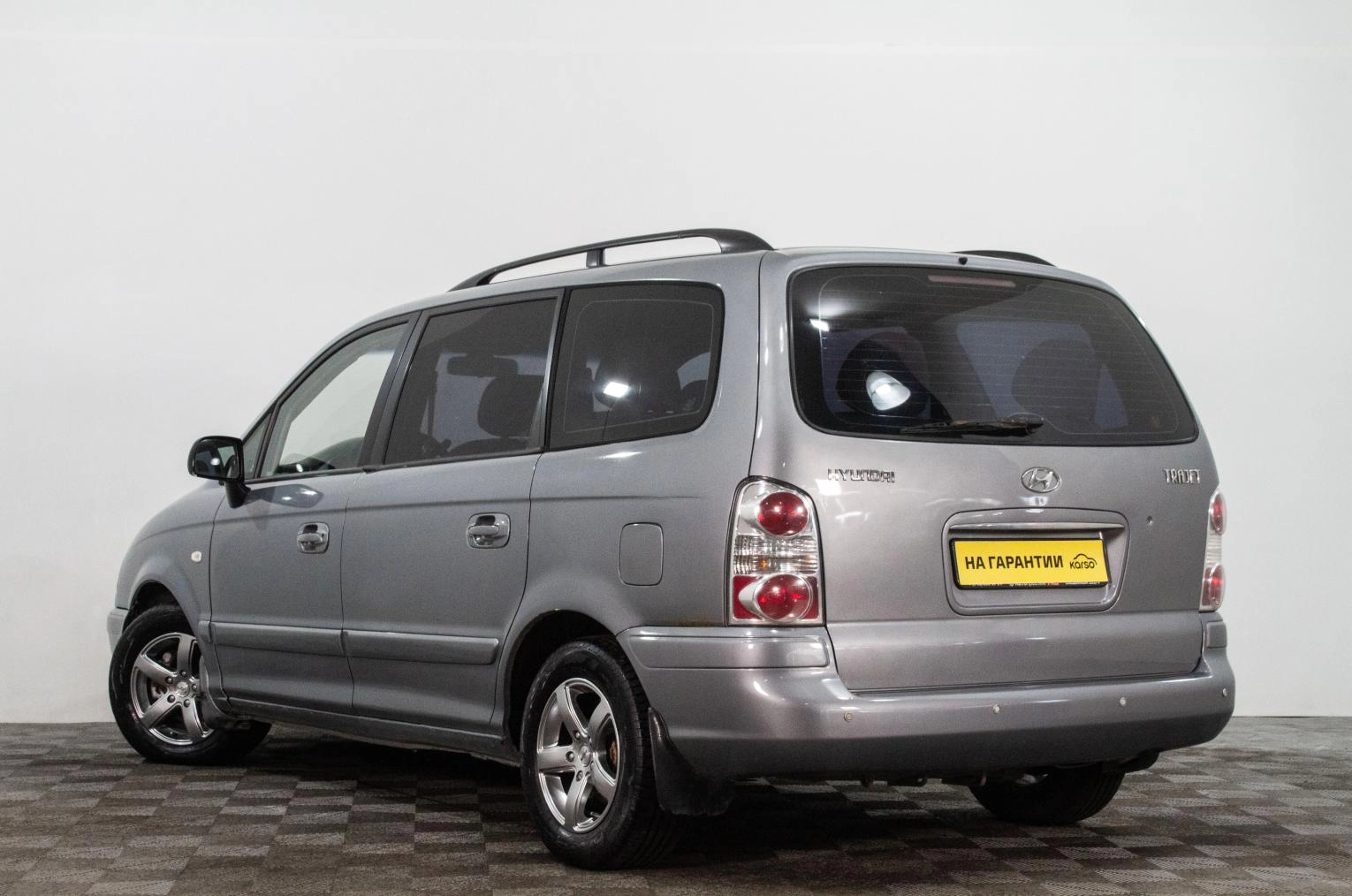 Hyundai Trajet 6 из 17